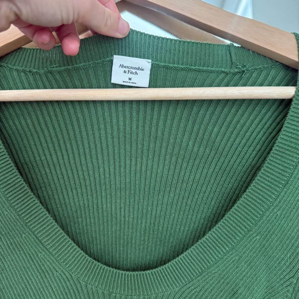 Abercrombie & Fitch Olive Ribbed Knit Top - Picture 3 of 5